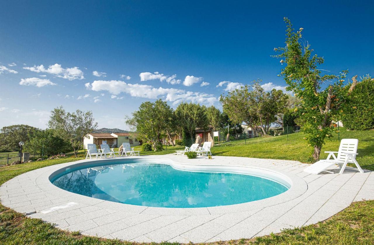 Turismo Rurale Cudacciolu Arzachena Exterior photo